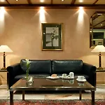 Plaza מלון 4*