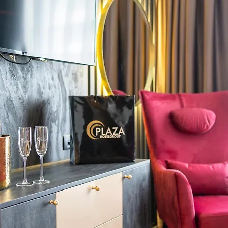 Hotel Plaza 4*