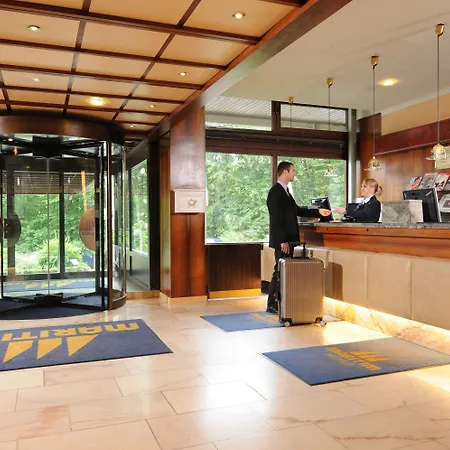 Plaza 4* 盖尔森基兴