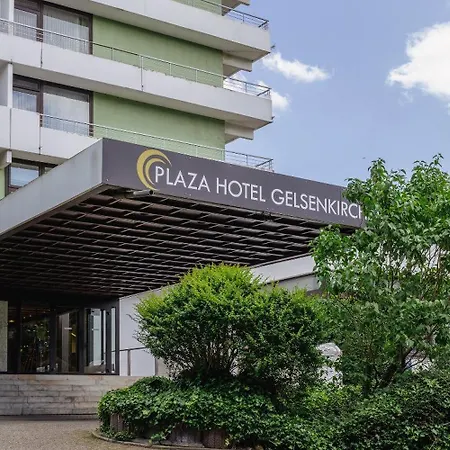 Hotel Plaza 4*