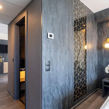 Hotel Plaza 4*
