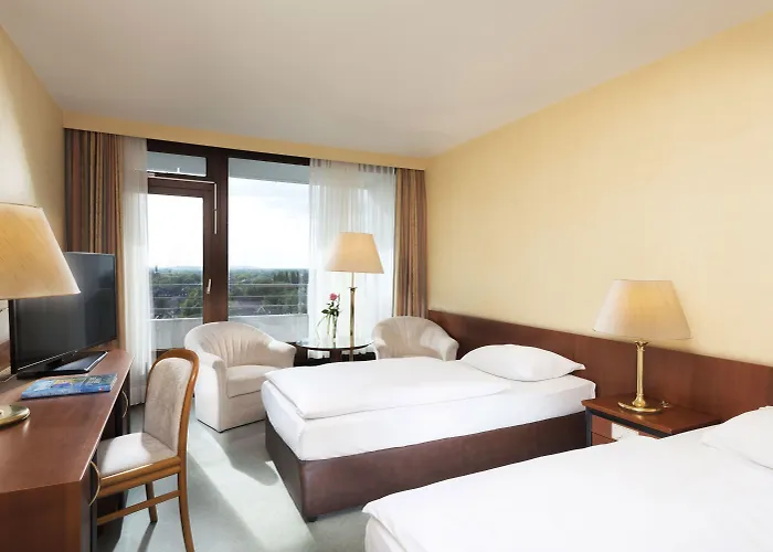 Plaza גלזנקירכן