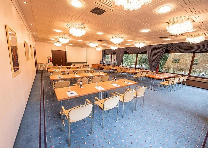 酒店 Plaza 盖尔森基兴