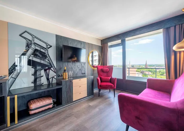 Plaza מלון גלזנקירכן